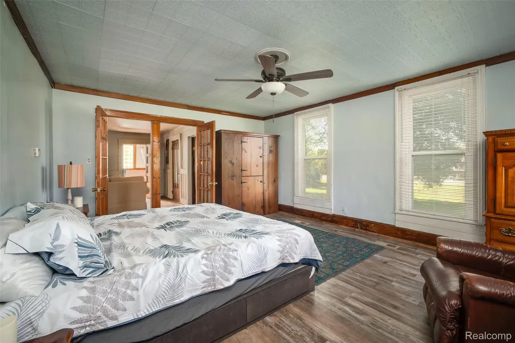 7016 Davison Road Davison Township MI 48423