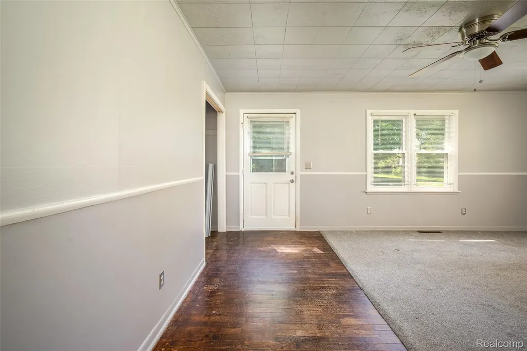 7016 Davison Road Davison Township MI 48423