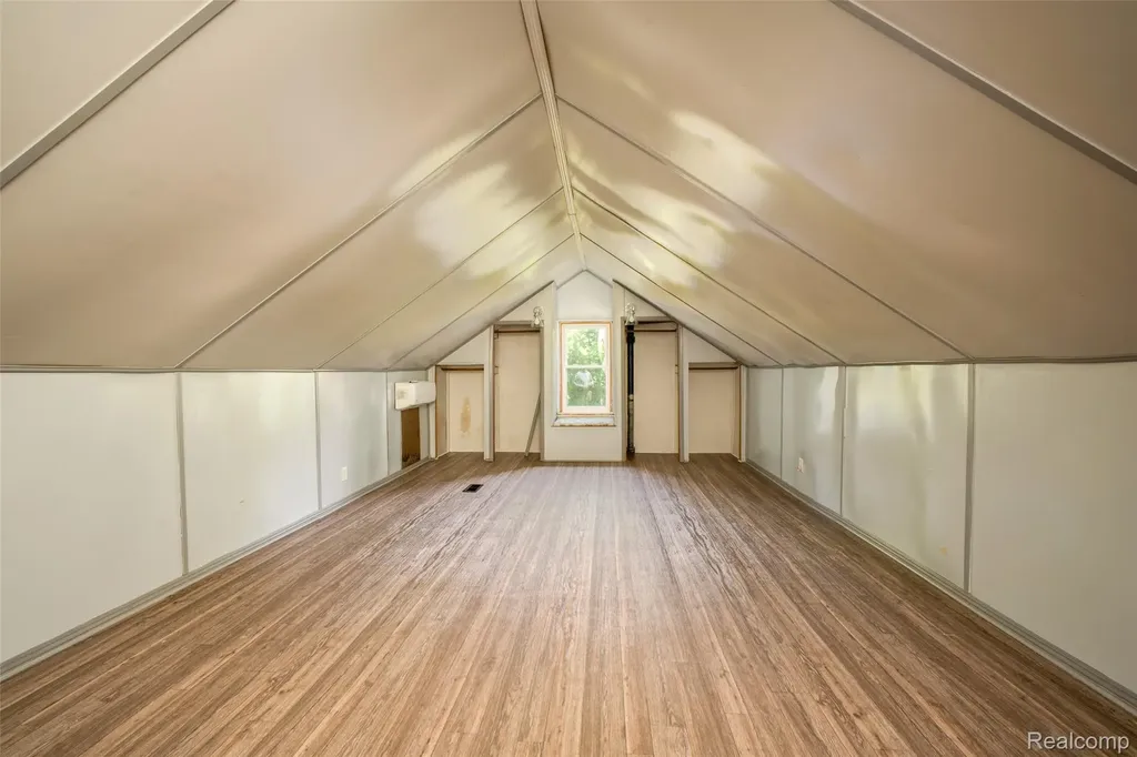 7016 Davison Road Davison Township MI 48423