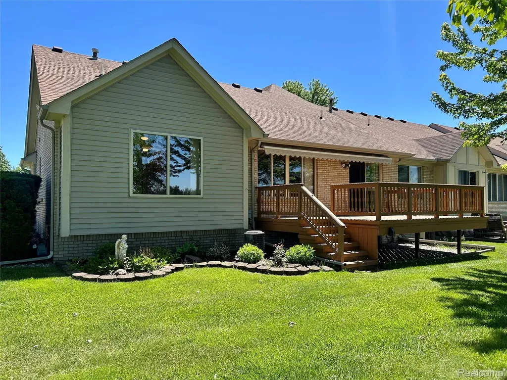 50829 Raintree Circle Chesterfield Township MI 48047