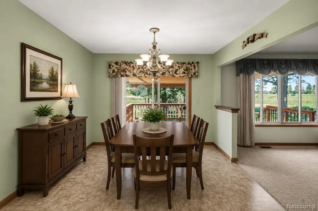 50829 Raintree Circle Chesterfield Township MI 48047