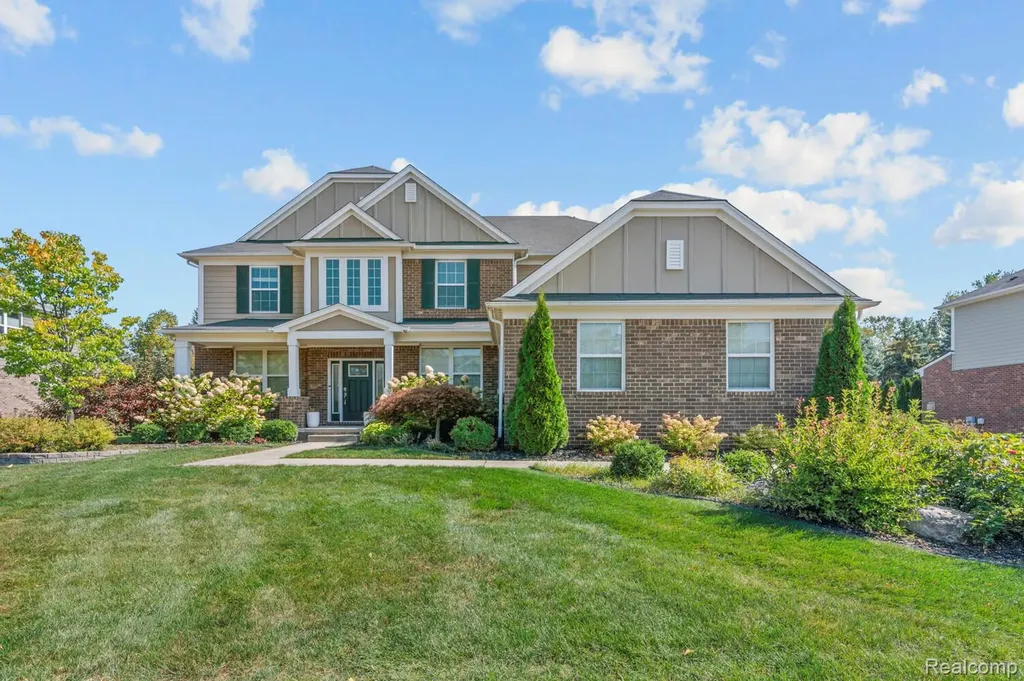 1526 Hickory Ridge Court Canton Charter Township MI 48187