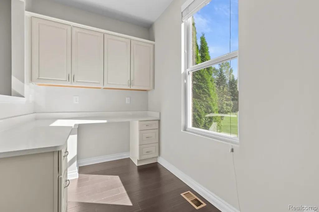 1526 Hickory Ridge Court Canton Charter Township MI 48187