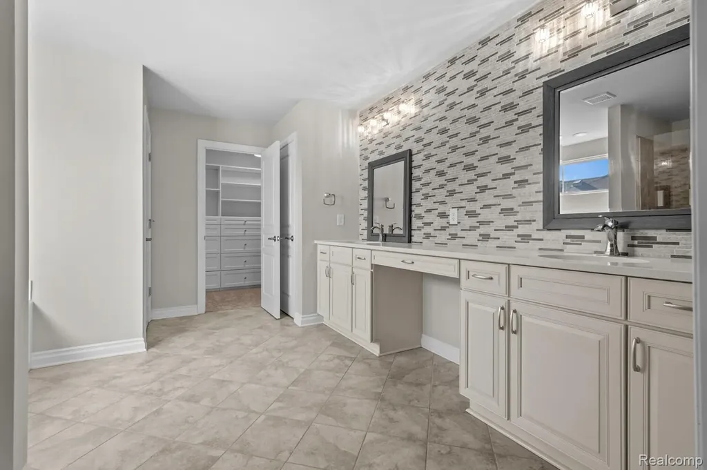 1526 Hickory Ridge Court Canton Charter Township MI 48187