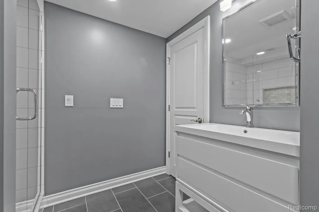1526 Hickory Ridge Court Canton Charter Township MI 48187