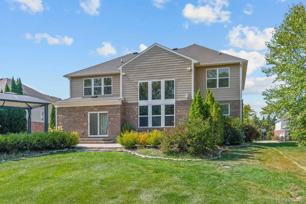 1526 Hickory Ridge Court Canton Charter Township MI 48187