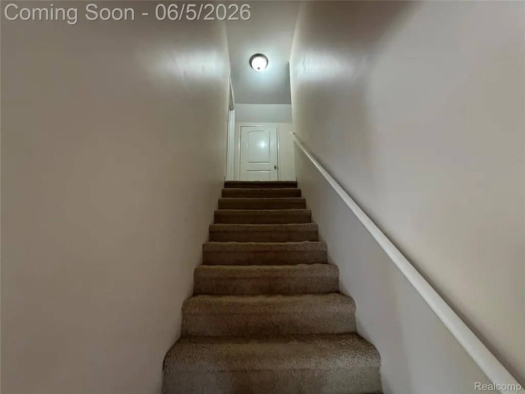 47 Osceola Drive Pontiac City MI 48341