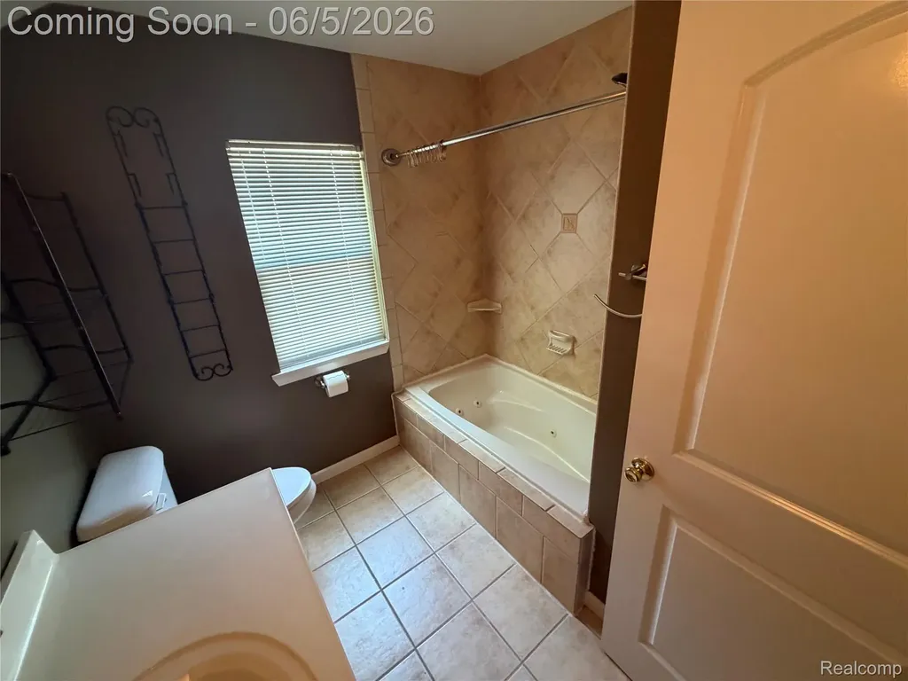 47 Osceola Drive Pontiac City MI 48341