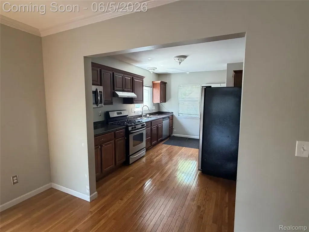 47 Osceola Drive Pontiac City MI 48341