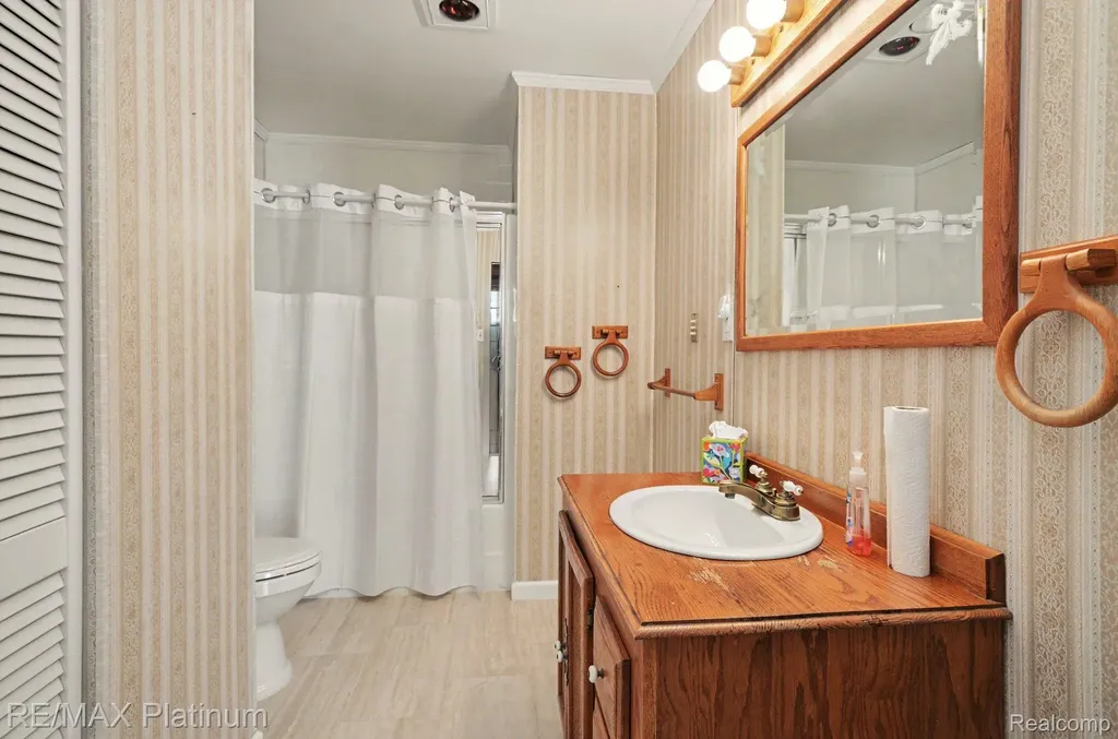 968 Beckley Avenue Oxford Charter Township MI 48371