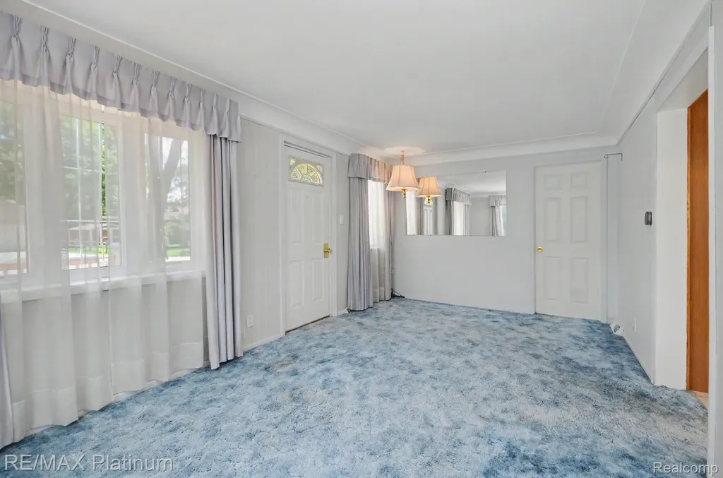 968 Beckley Avenue Oxford Charter Township MI 48371
