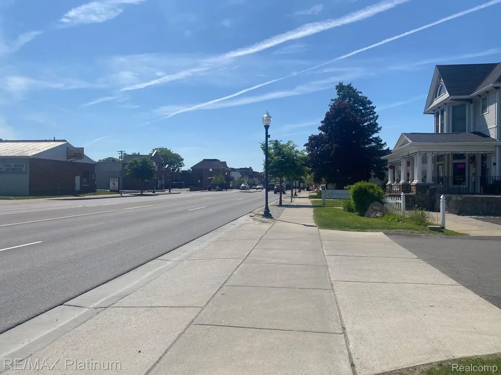 968 Beckley Avenue Oxford Charter Township MI 48371