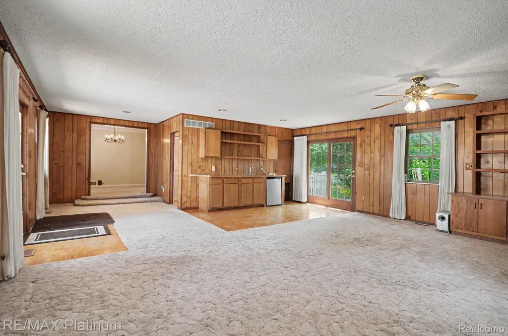 968 Beckley Avenue Oxford Charter Township MI 48371