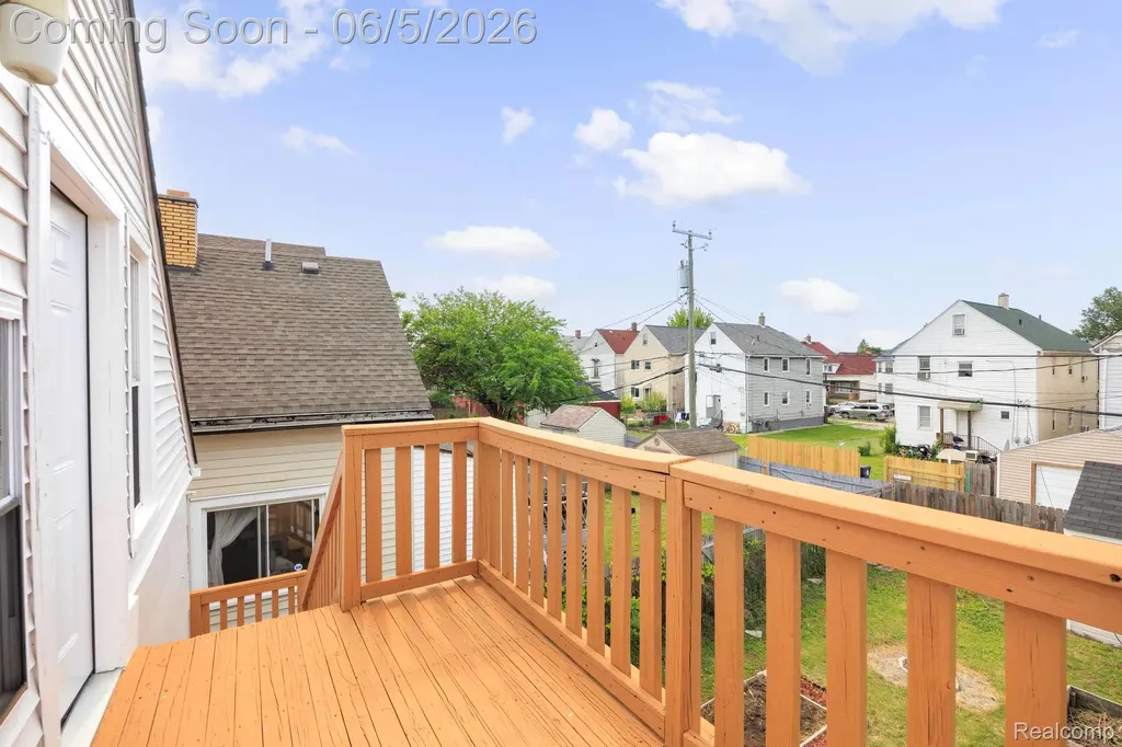 2113 Belmont Street Hamtramck City MI 48212