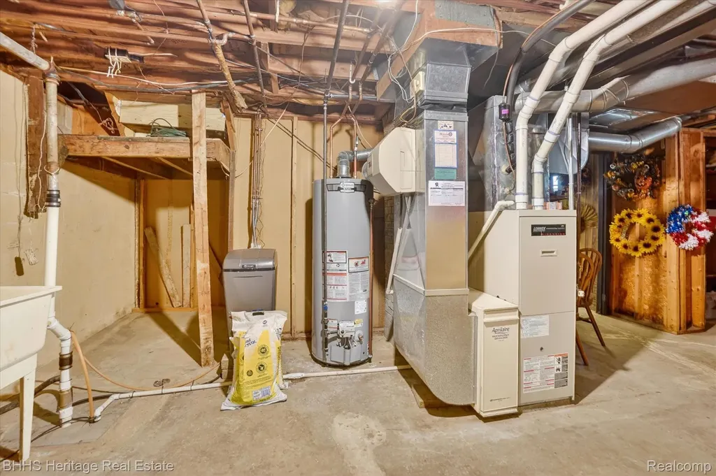 242 Monroe Street Webberville Village MI 48892