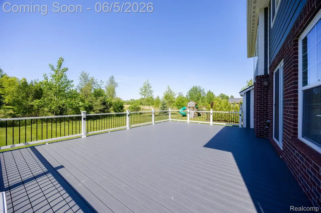 57558 Stoneleigh Drive Lyon Charter Township MI 48178