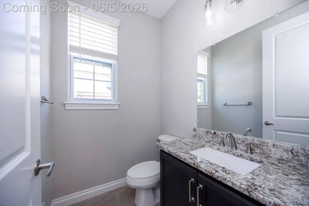 57558 Stoneleigh Drive Lyon Charter Township MI 48178