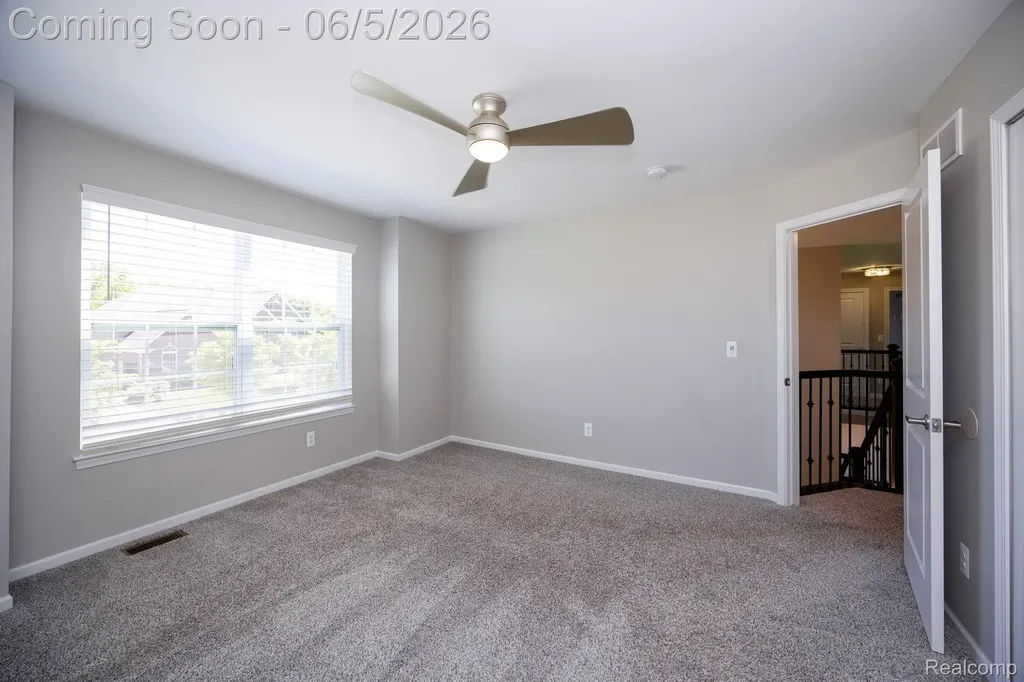 57558 Stoneleigh Drive Lyon Charter Township MI 48178