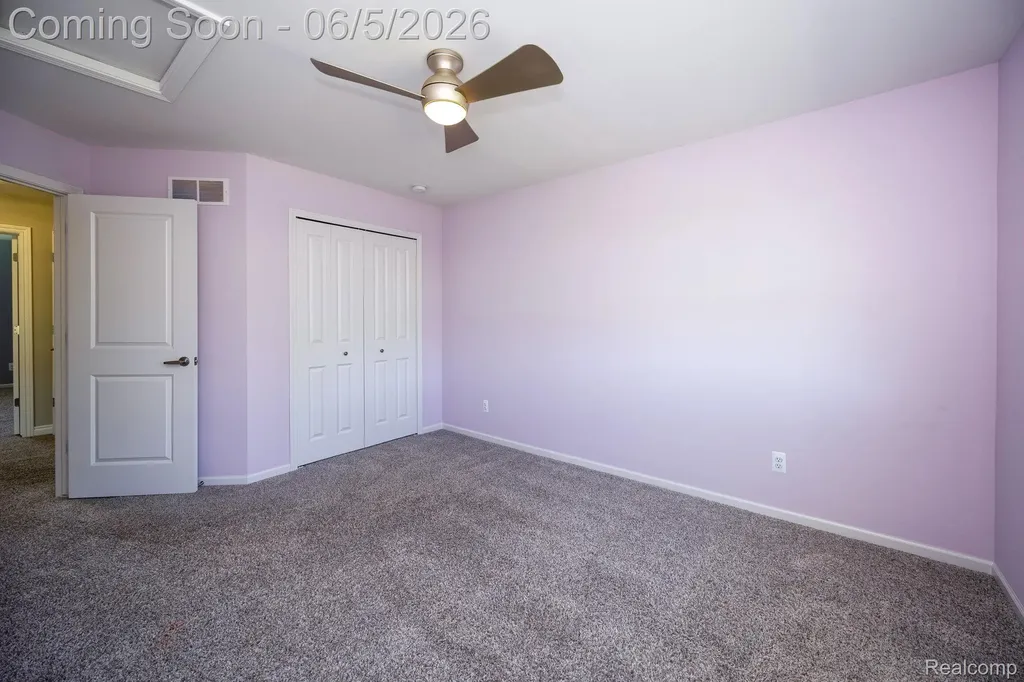 57558 Stoneleigh Drive Lyon Charter Township MI 48178