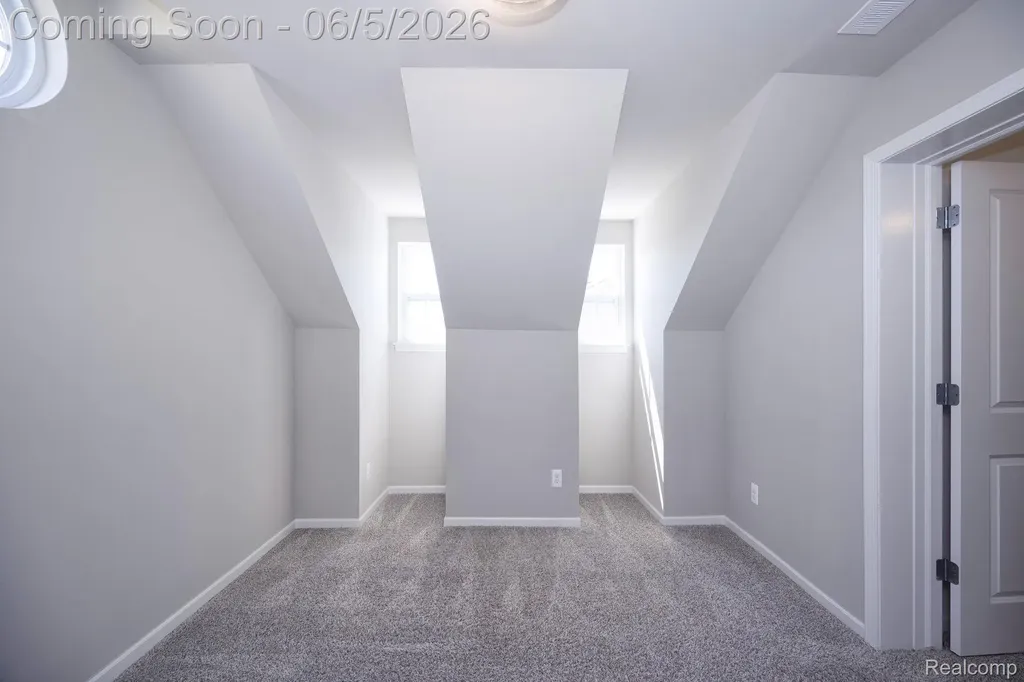 57558 Stoneleigh Drive Lyon Charter Township MI 48178