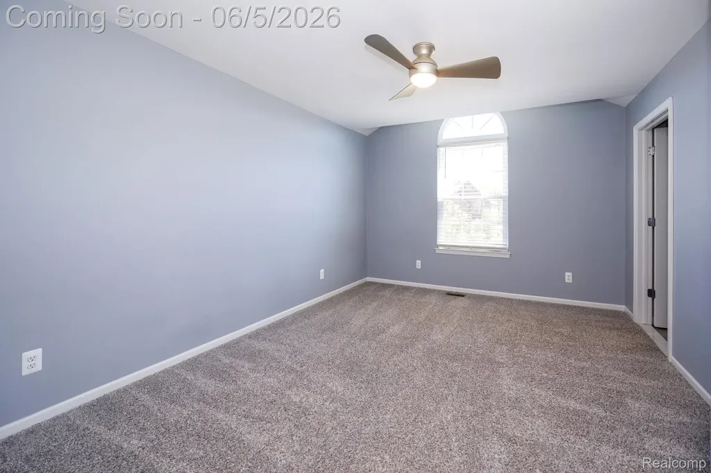 57558 Stoneleigh Drive Lyon Charter Township MI 48178