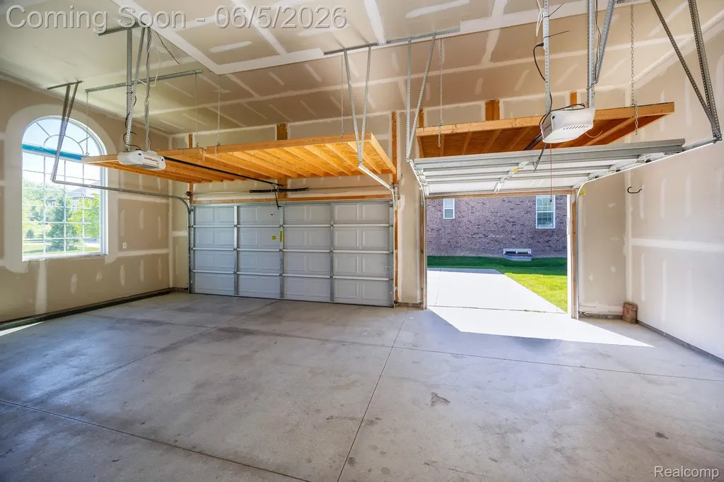 57558 Stoneleigh Drive Lyon Charter Township MI 48178