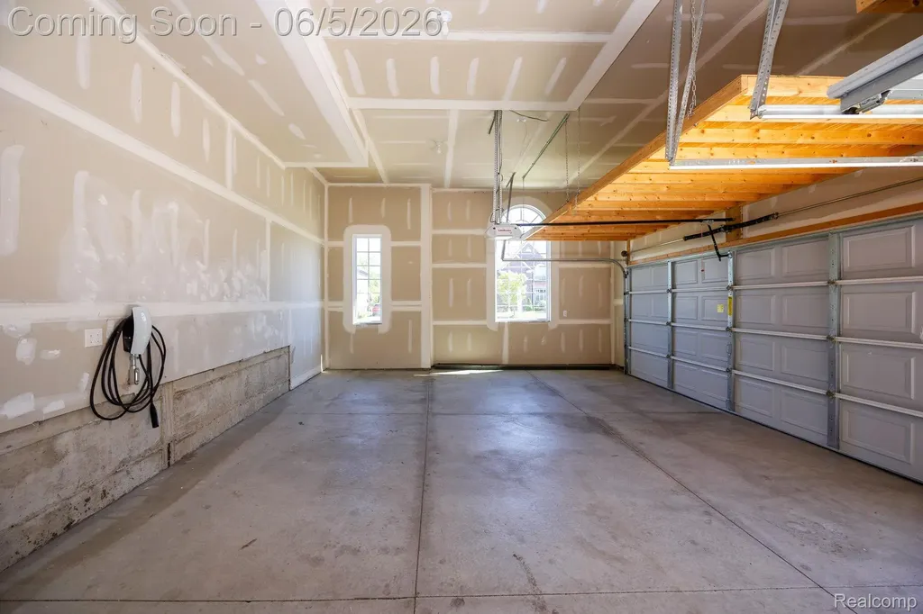 57558 Stoneleigh Drive Lyon Charter Township MI 48178