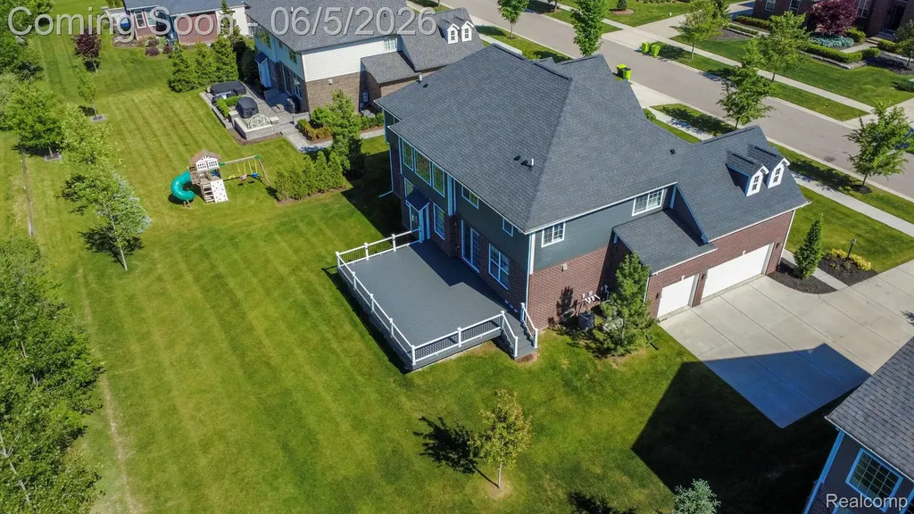 57558 Stoneleigh Drive Lyon Charter Township MI 48178