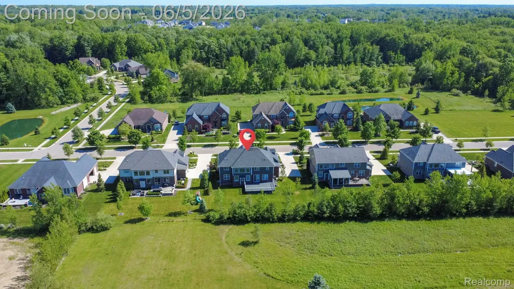 57558 Stoneleigh Drive Lyon Charter Township MI 48178