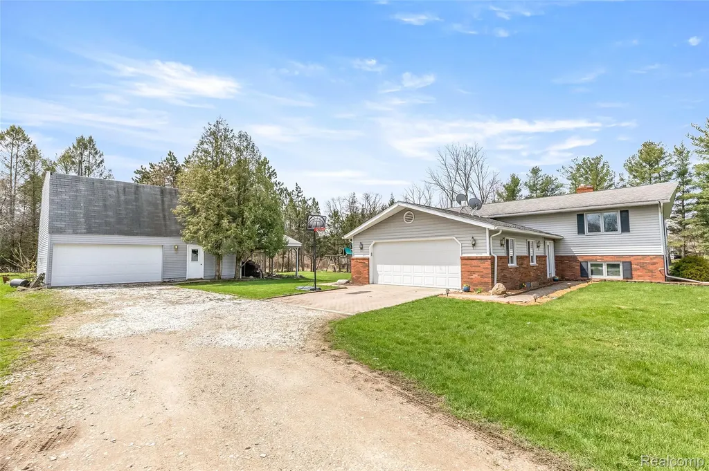 15395 Osius Road Lyndon Township MI 48118