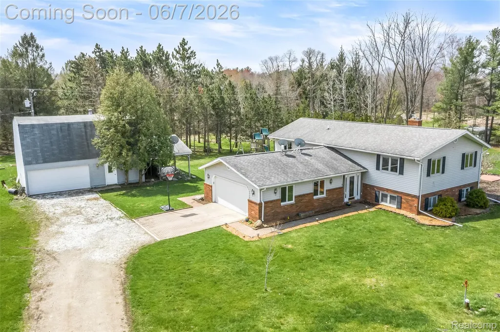 15395 Osius Road Lyndon Township MI 48118