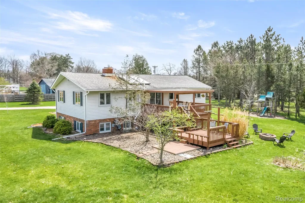 15395 Osius Road Lyndon Township MI 48118