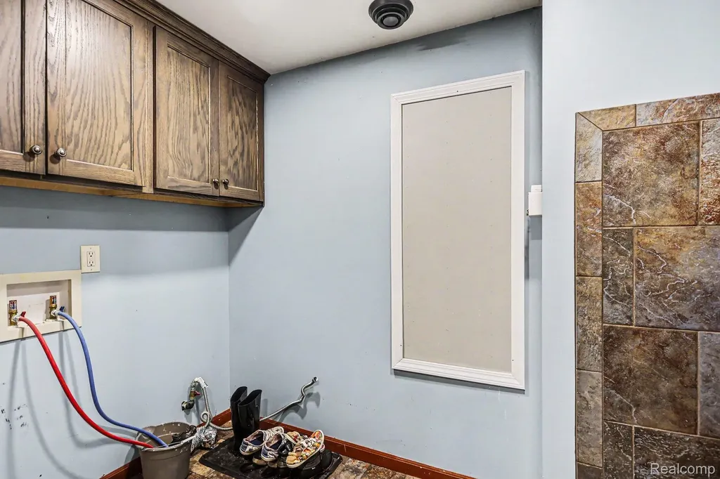 1107 Northern Trail Mills Township MI 48610