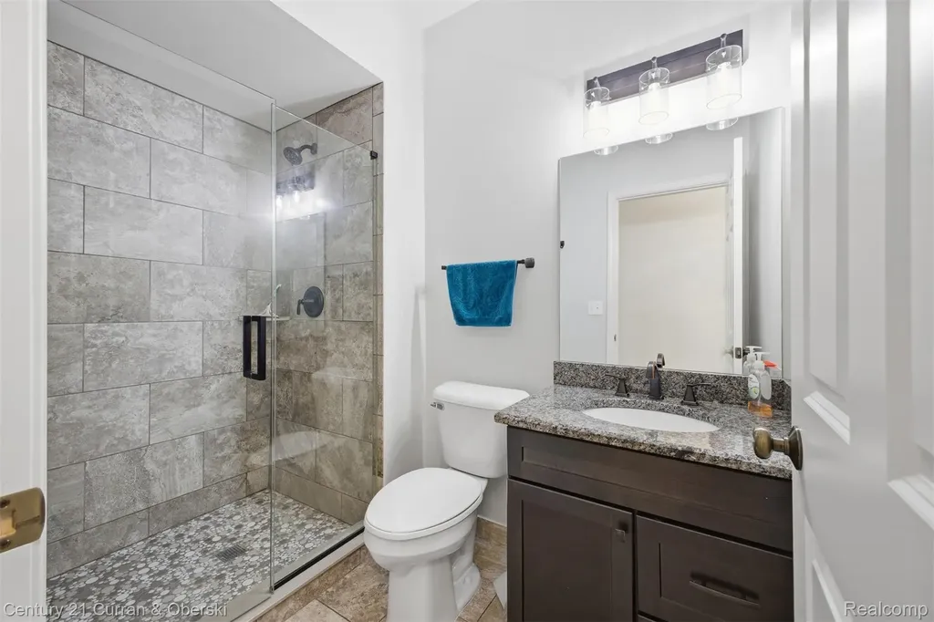 24066 Hemlock Drive Woodhaven City MI 48134