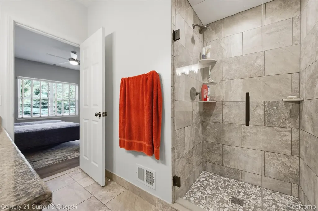 24066 Hemlock Drive Woodhaven City MI 48134