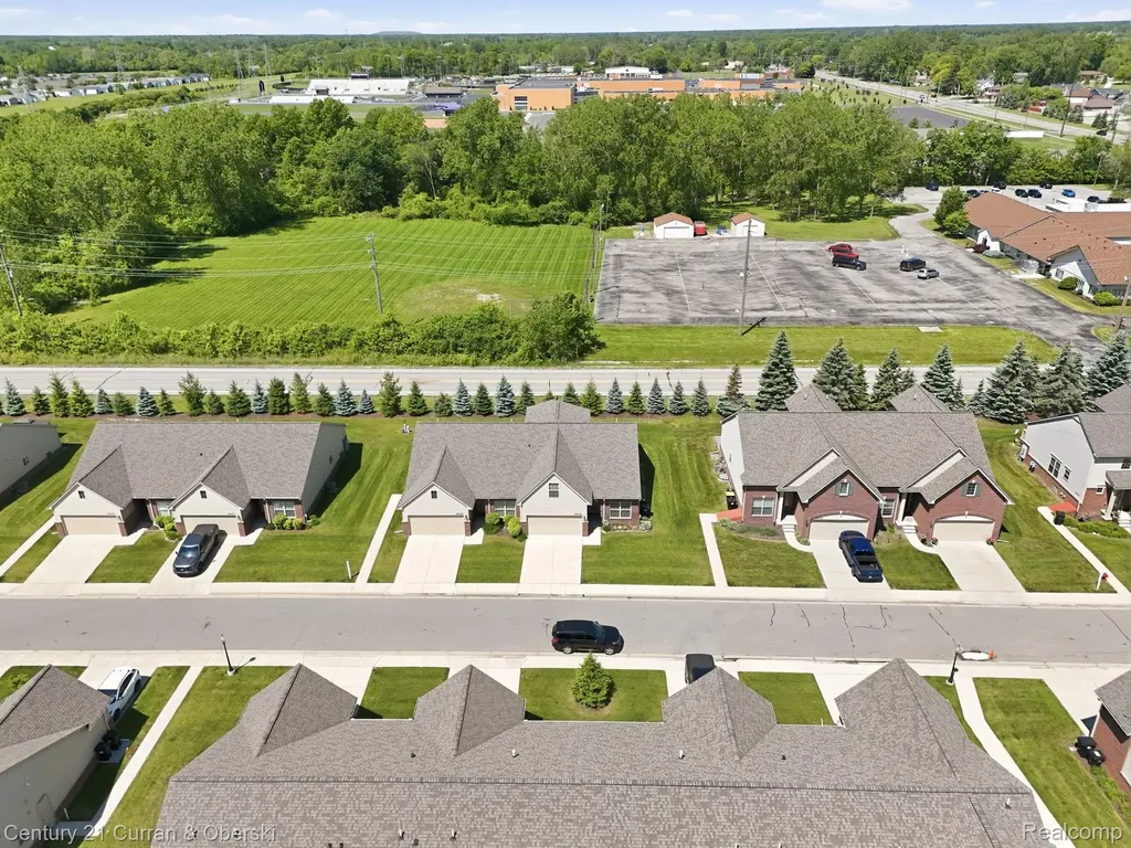 24066 Hemlock Drive Woodhaven City MI 48134