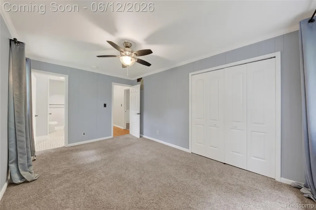 5831 Winans Drive Hamburg Township MI 48116