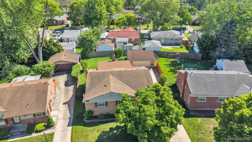 26637 Clairview Drive Dearborn Heights City MI 48127