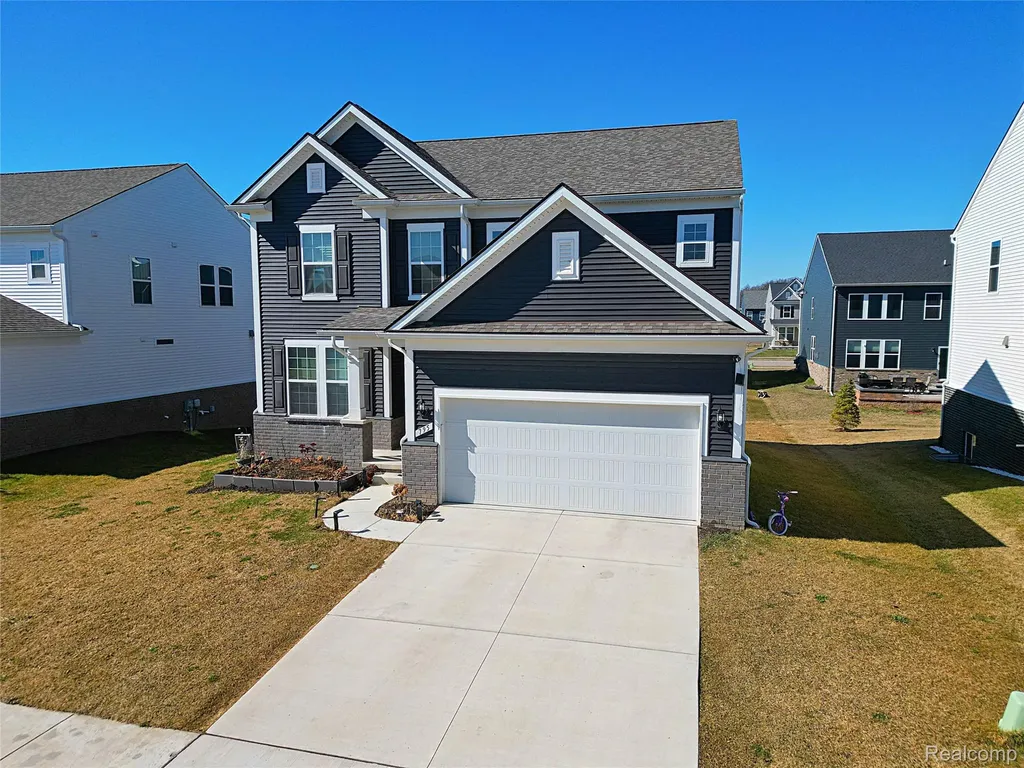 795 Ford Mill Drive Saline City MI 48176