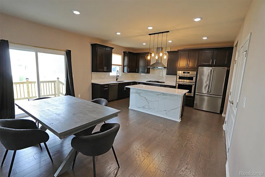 795 Ford Mill Drive Saline City MI 48176