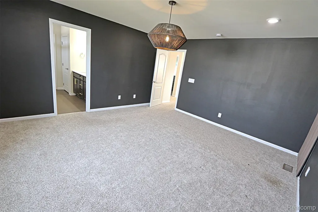 795 Ford Mill Drive Saline City MI 48176