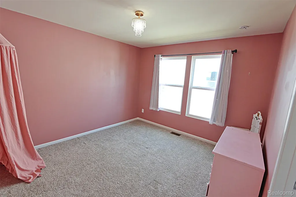 795 Ford Mill Drive Saline City MI 48176