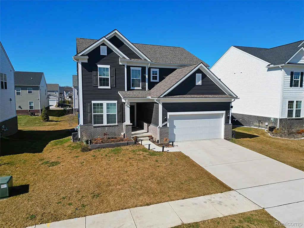 795 Ford Mill Drive Saline City MI 48176