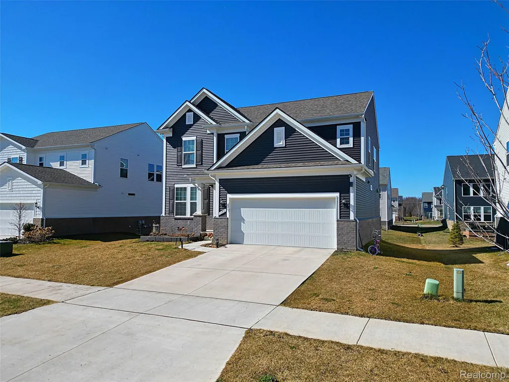 795 Ford Mill Drive Saline City MI 48176