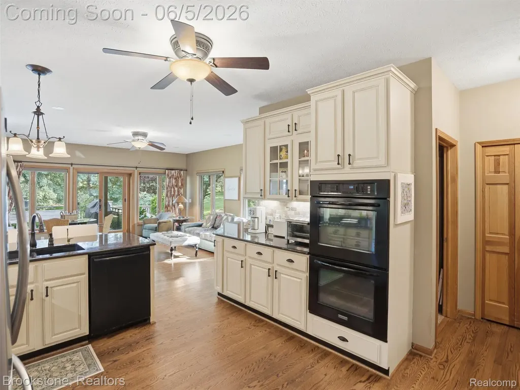 9523 Quail Ridge Run Brighton Township MI 48114