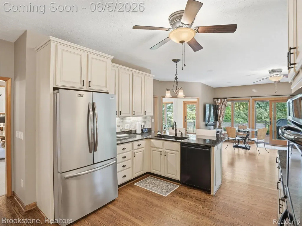 9523 Quail Ridge Run Brighton Township MI 48114