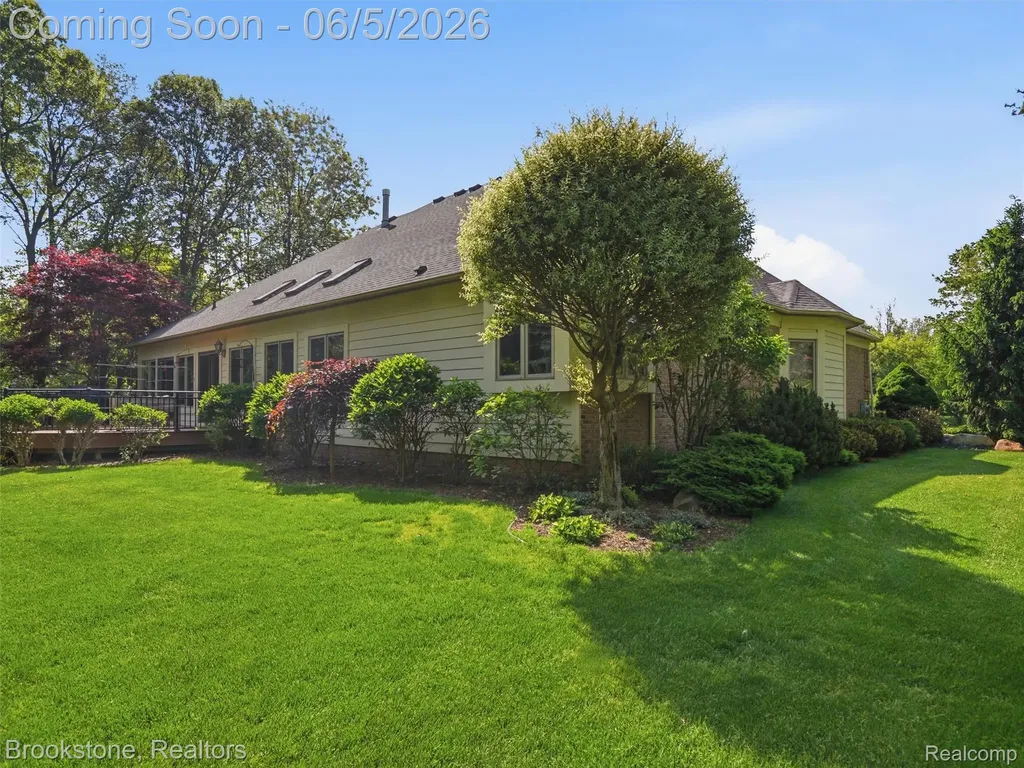 9523 Quail Ridge Run Brighton Township MI 48114