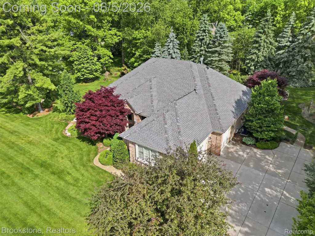 9523 Quail Ridge Run Brighton Township MI 48114