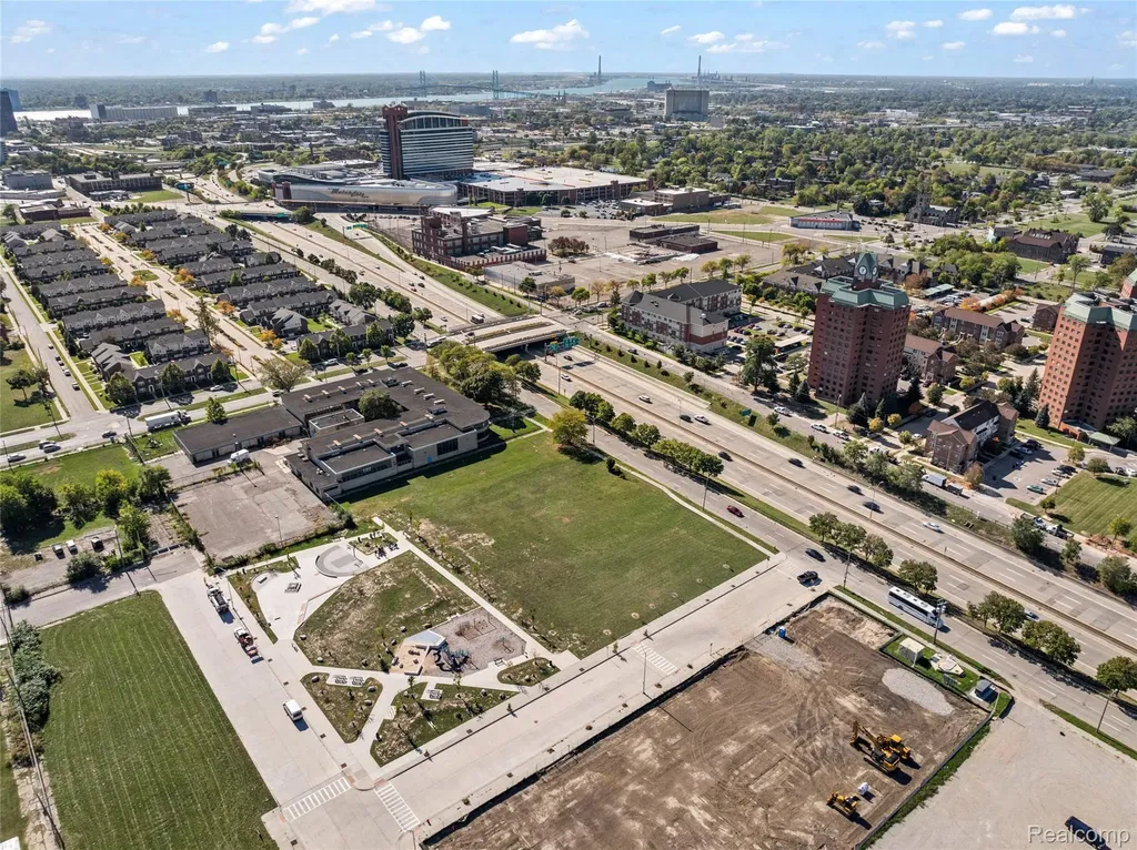 3912 4th Street Detroit City MI 48201