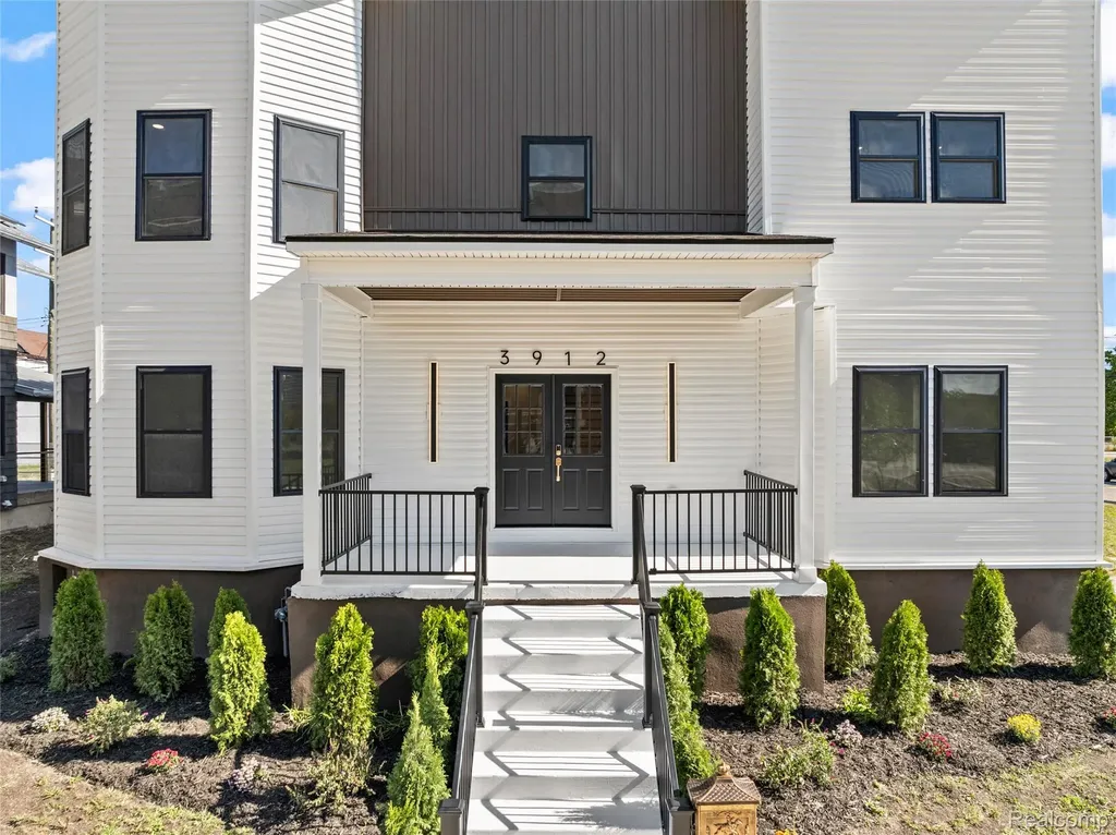 3912 4th Street Detroit City MI 48201
